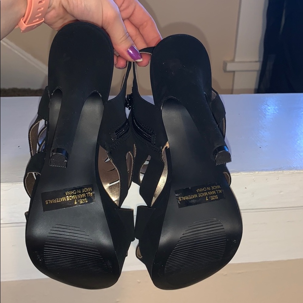 Charlotte Russe black suede caged heels. - Picture 4 of 6
